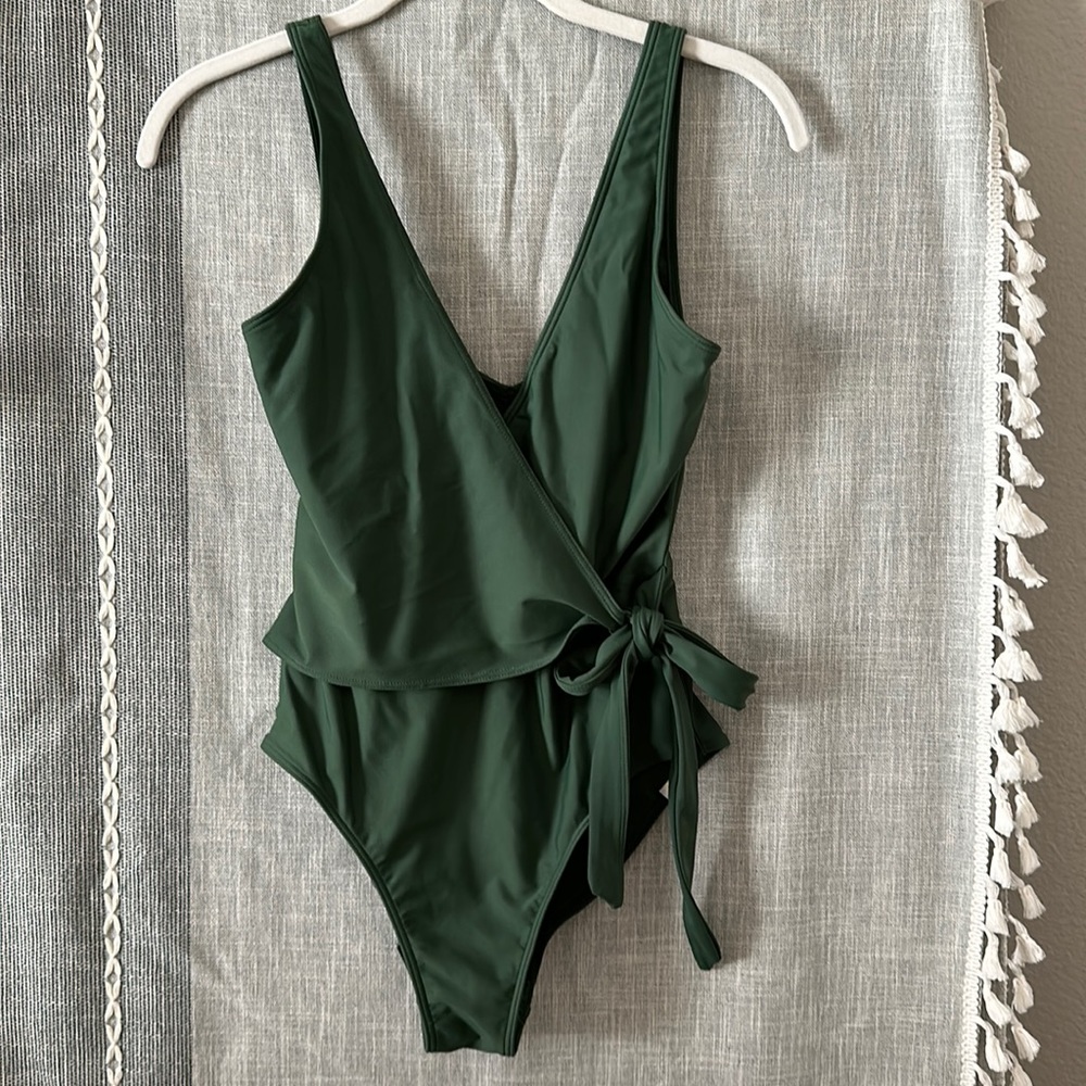 Summersalt One piece swimsuit